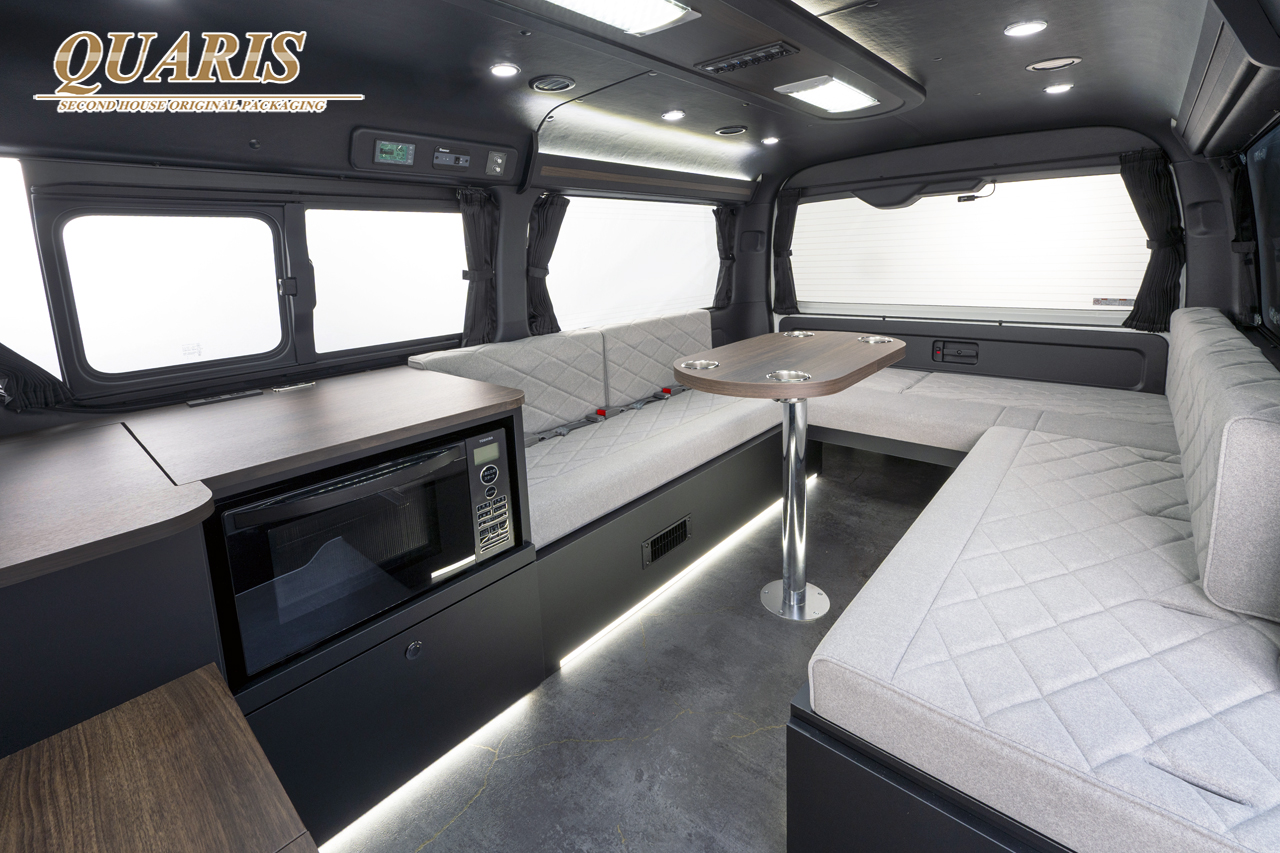 SECONDHOUSE QUARIS FrontView